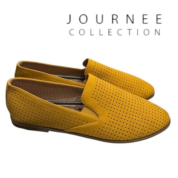 New Journee Collection Lucie Tru Comfort Slip-on Almond Toe Loafers Flats 11 - Picture 1 of 6